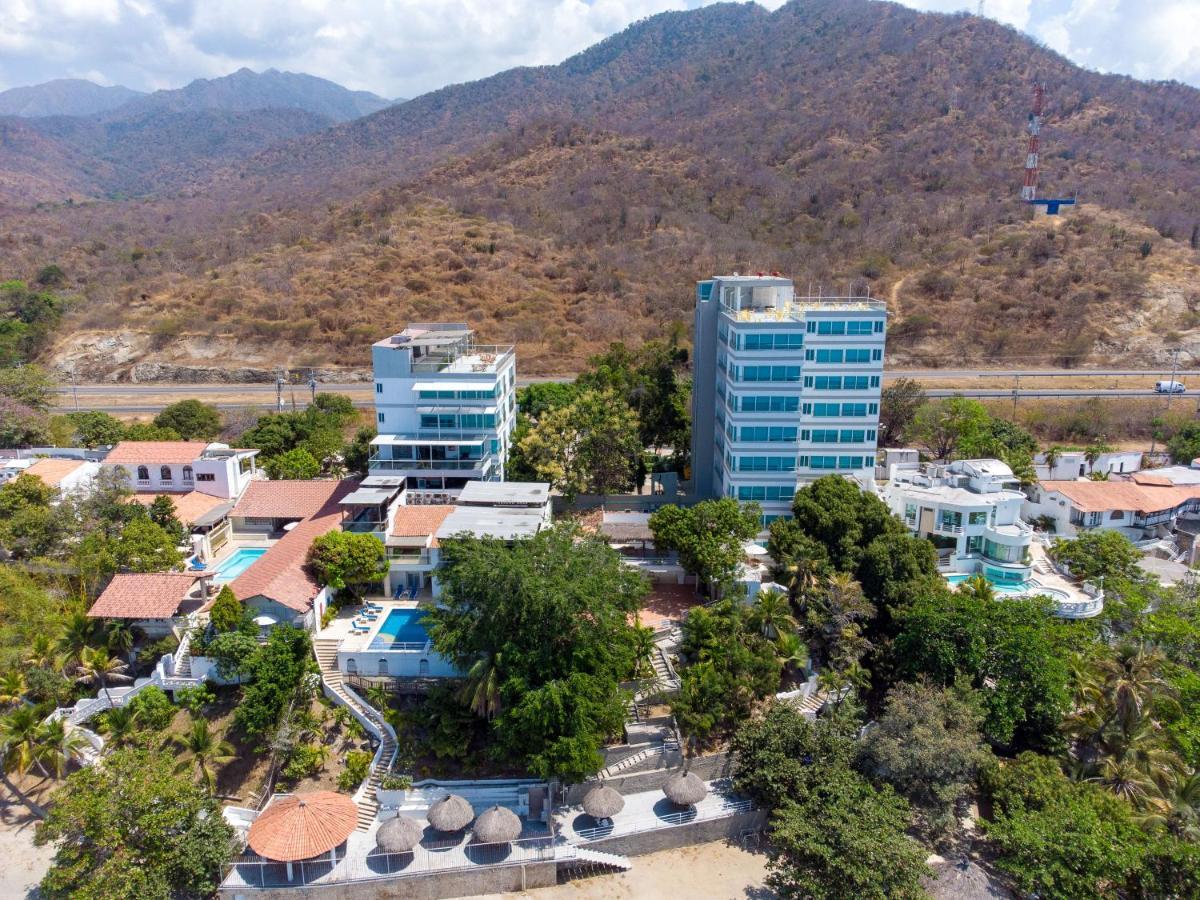 Hotel Santorini Casablanca Papares Екстериор снимка