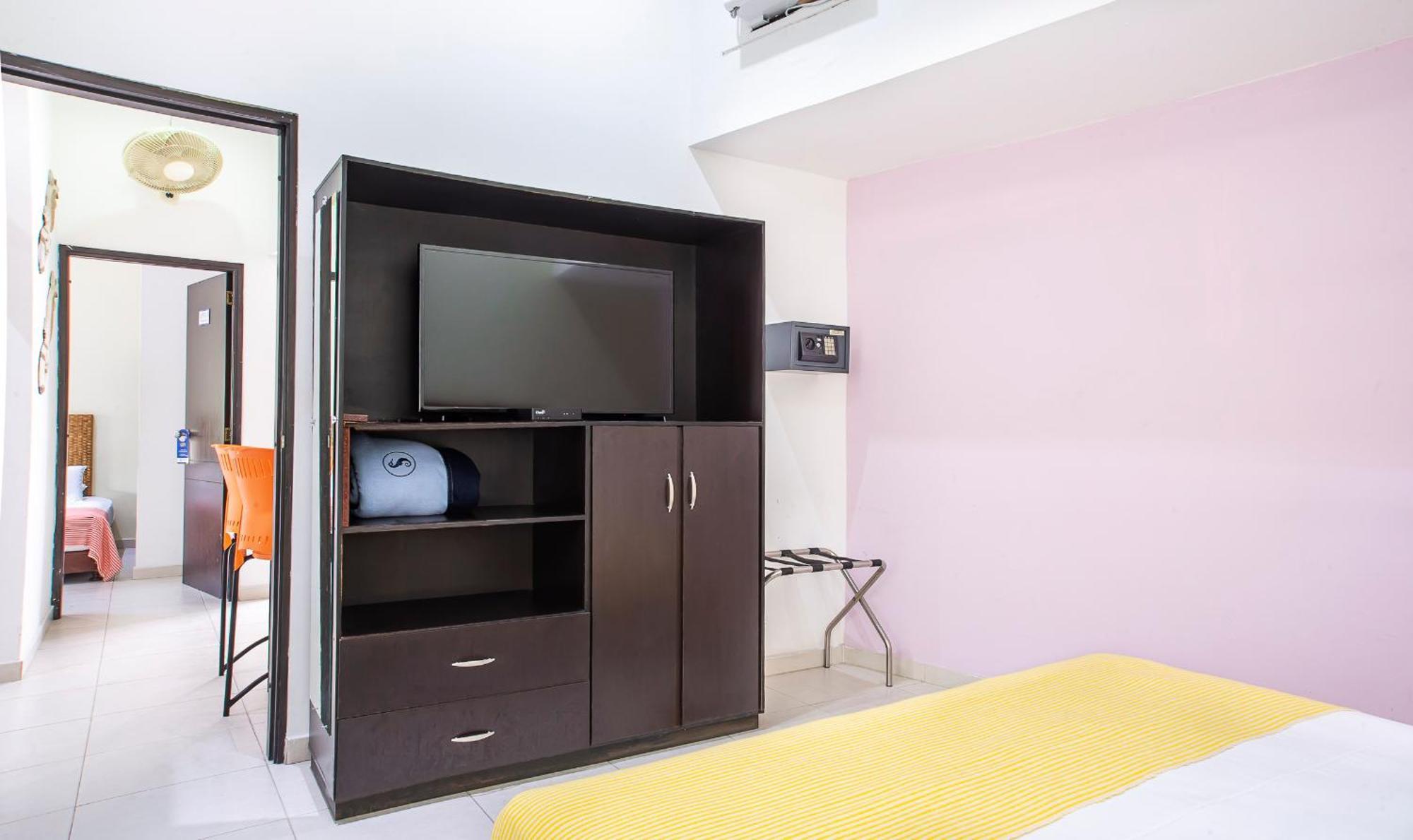 Hotel Santorini Casablanca Papares Екстериор снимка
