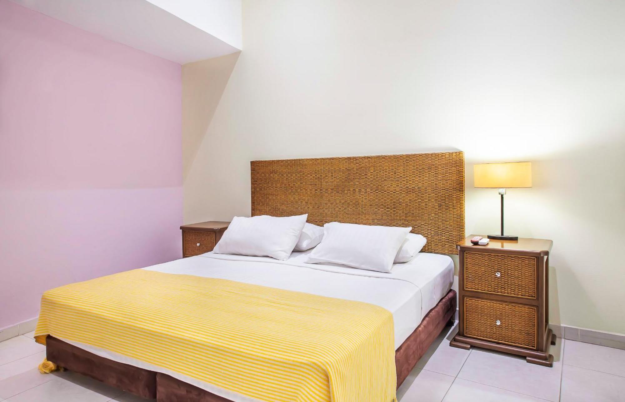 Hotel Santorini Casablanca Papares Екстериор снимка