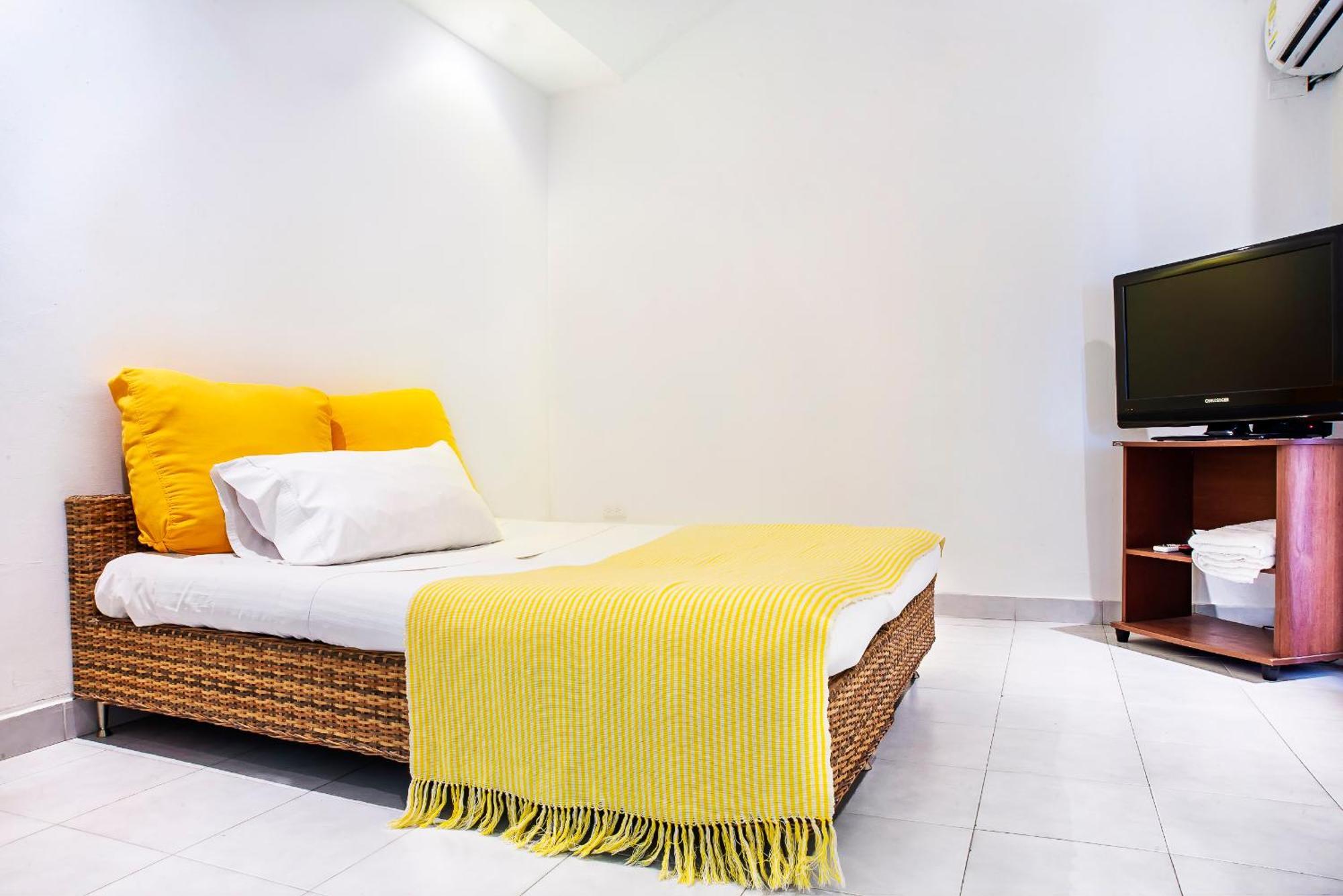 Hotel Santorini Casablanca Papares Екстериор снимка