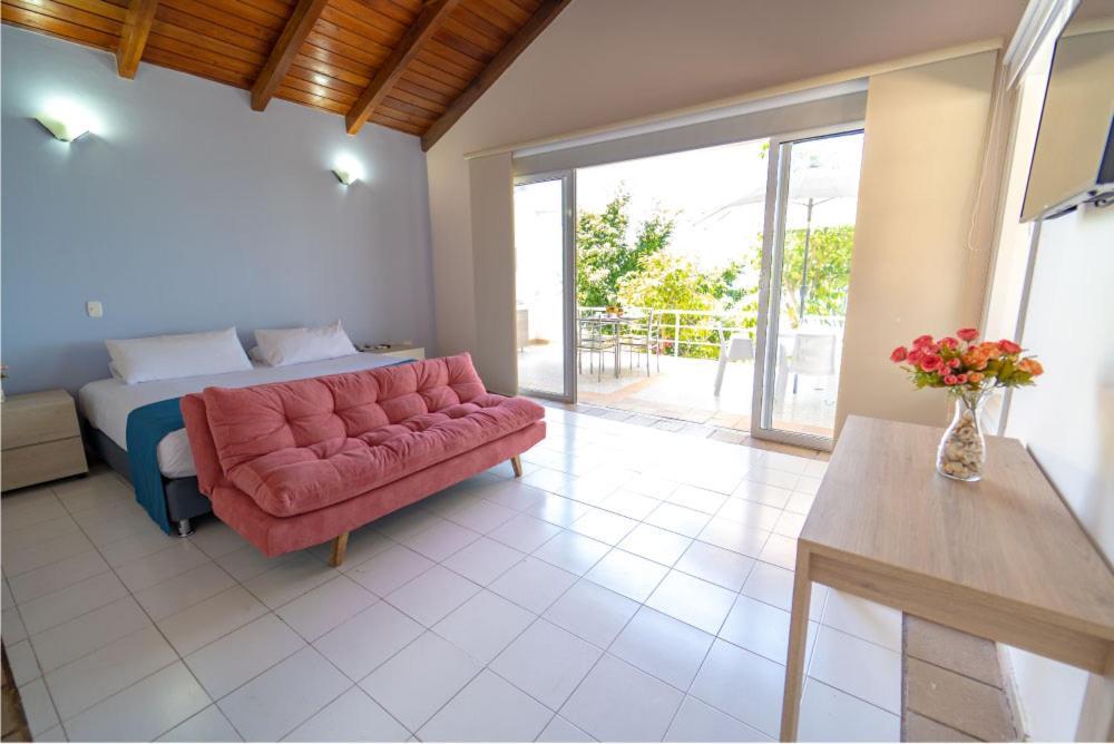 Hotel Santorini Casablanca Papares Екстериор снимка
