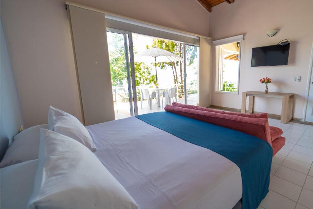 Hotel Santorini Casablanca Papares Екстериор снимка