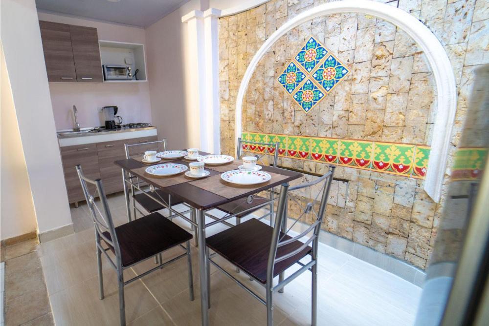Hotel Santorini Casablanca Papares Екстериор снимка